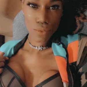 Meet your Posher, Giselle